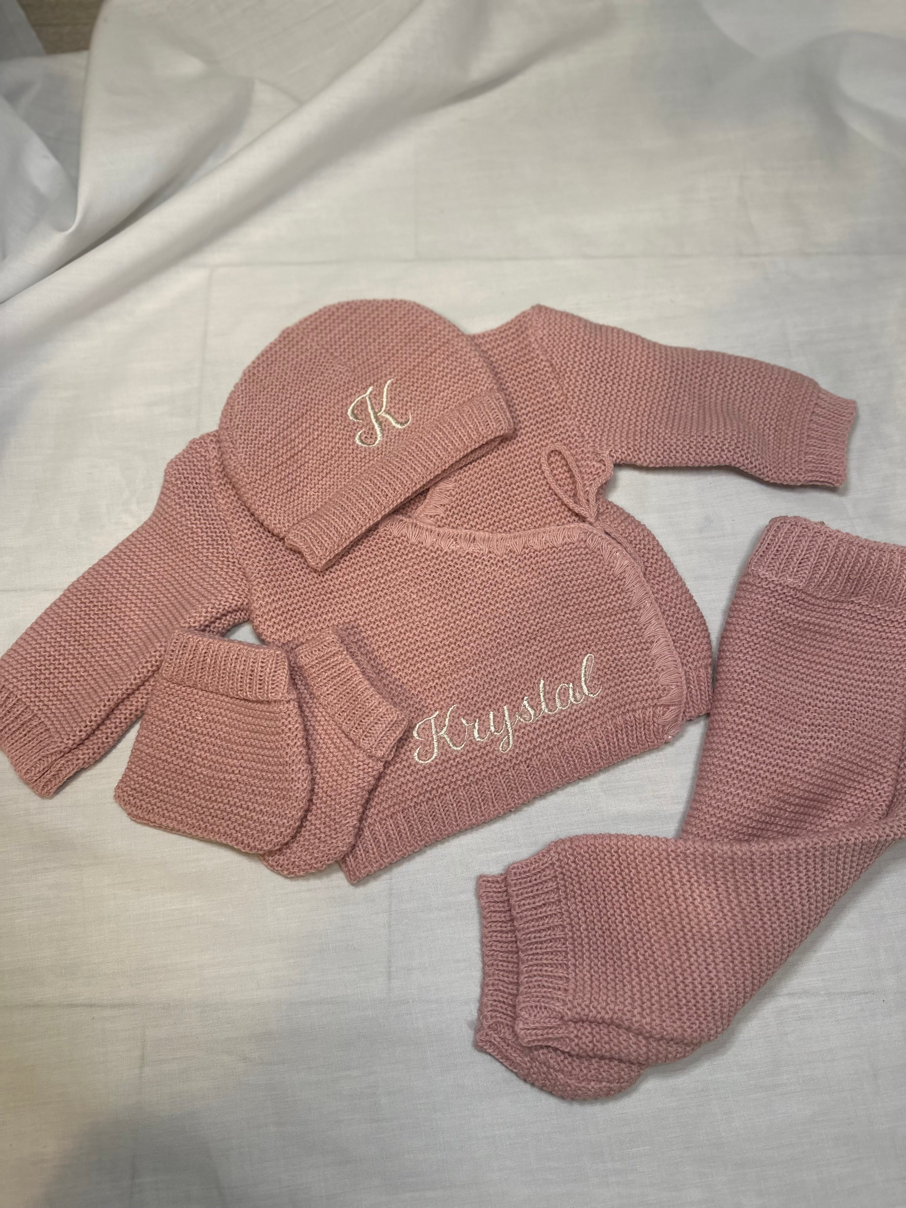 Tenue naissance tricotée bébé – Ensemble 4 pièces (0-3 mois)