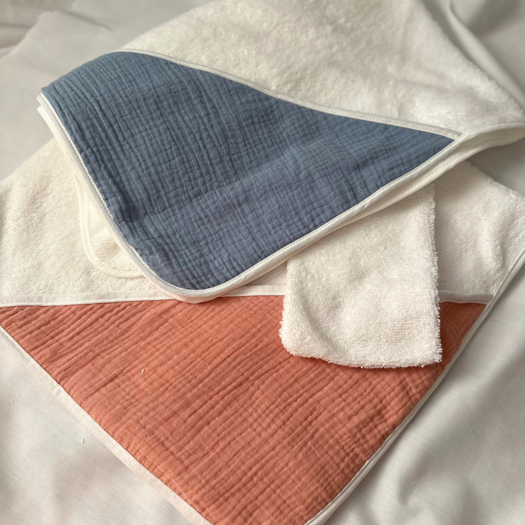 Serviette de bain avec gant de toilette