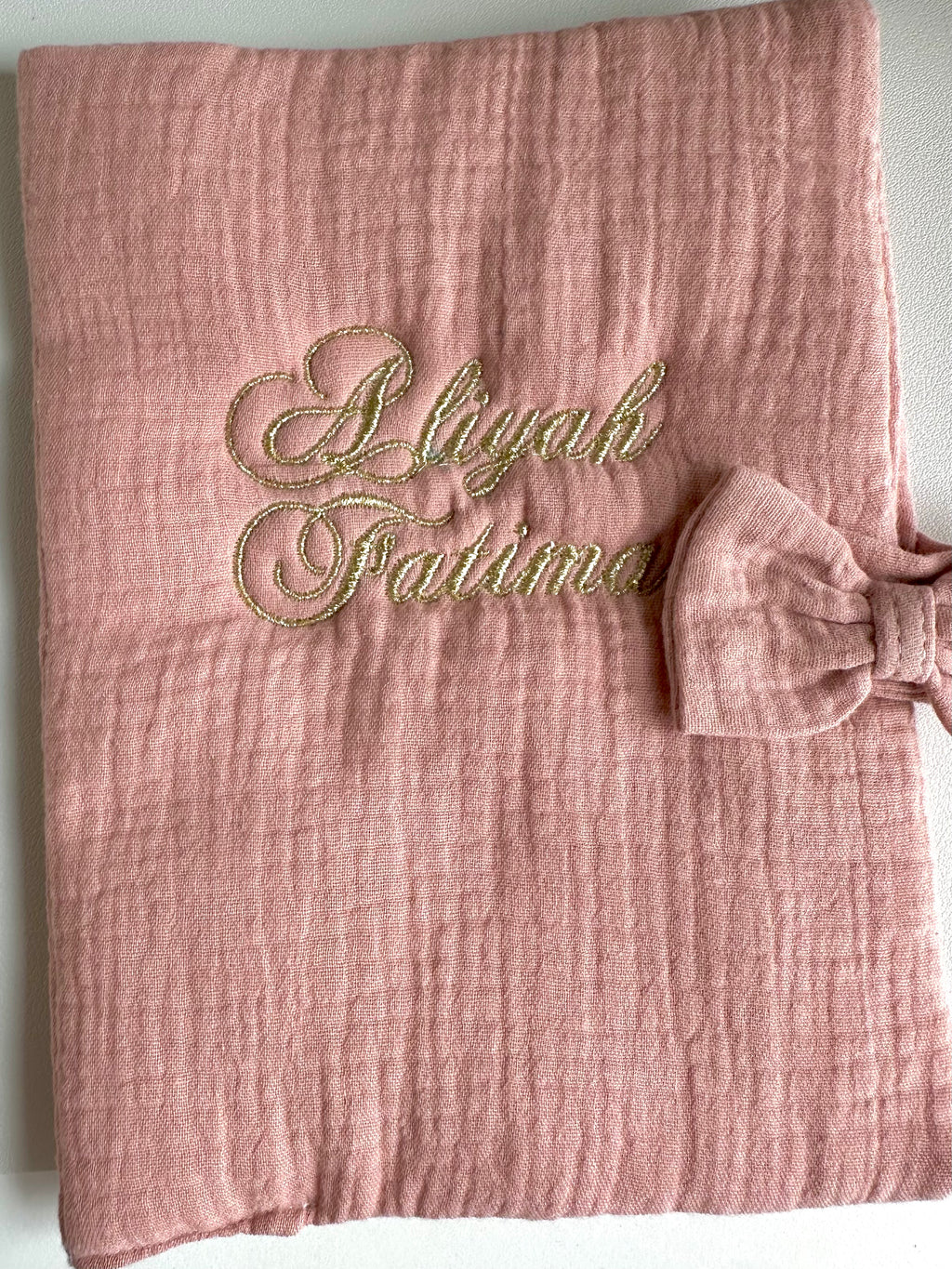 Protège carnet de santé brodé