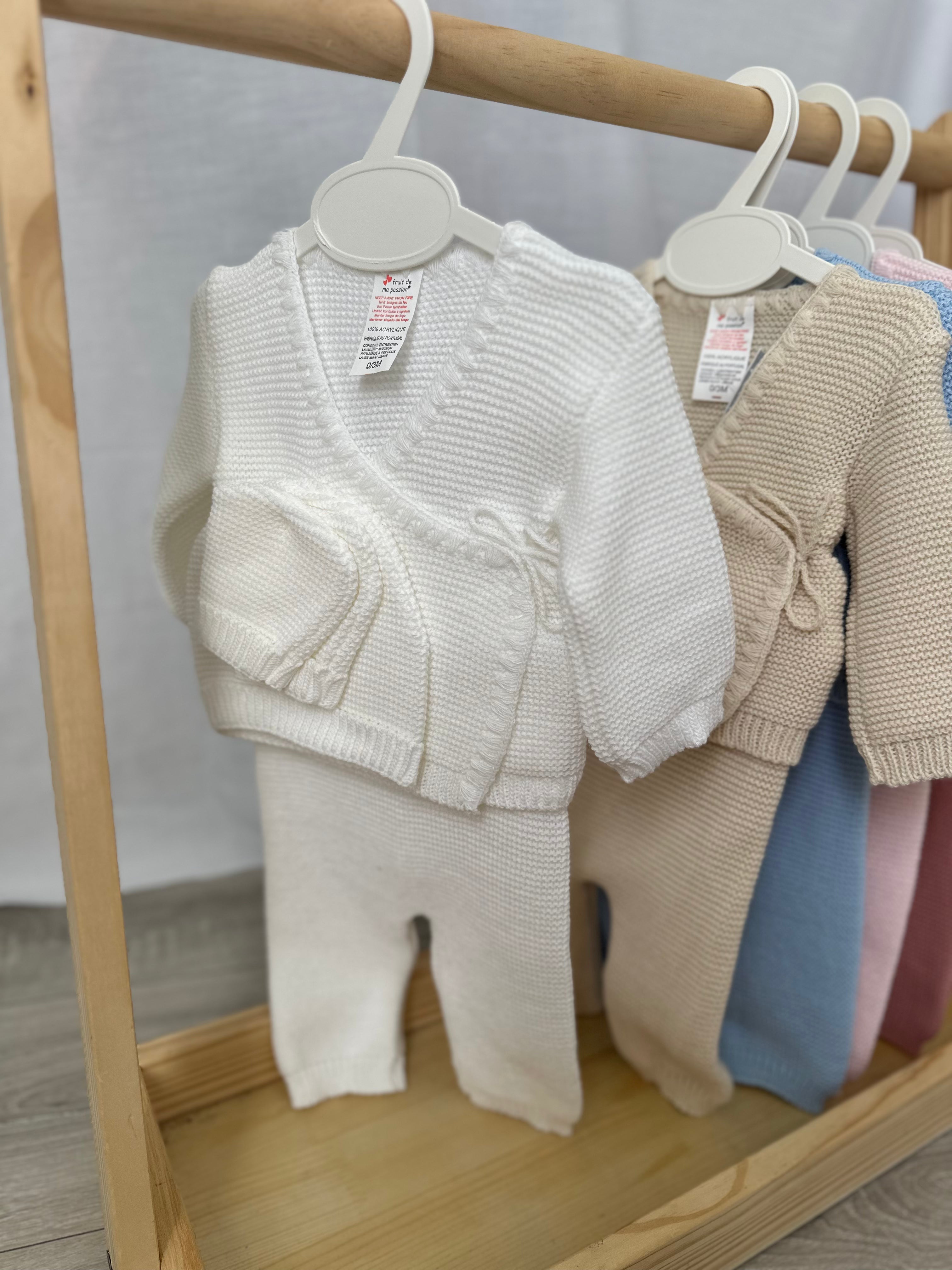 Tenue naissance tricotée bébé – Ensemble 4 pièces (0-3 mois)