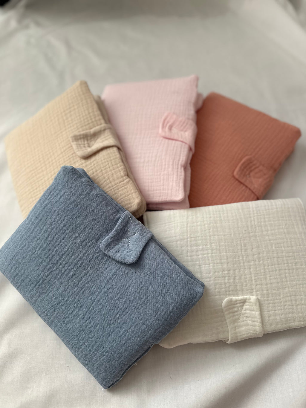 Protège carnet de santé brodé